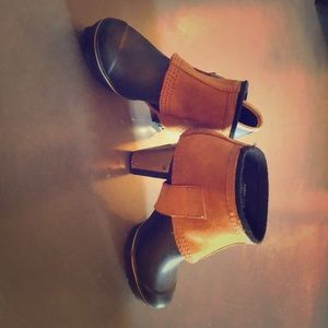 Sorel - rain boot heels w/ detachable leather band